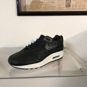 Nike AirMax DragonScale SAMPLE